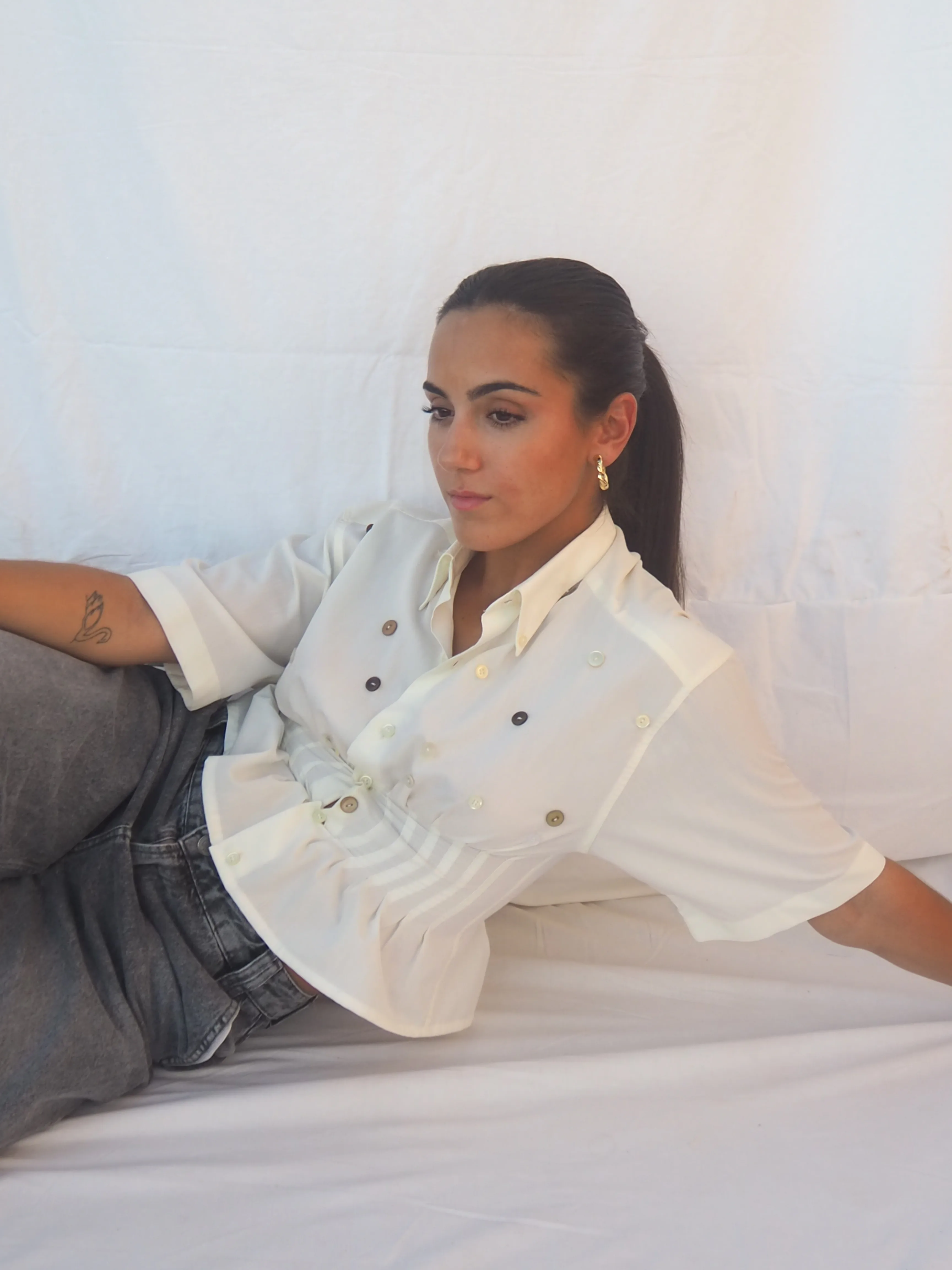Top Carmen, pieza única de Aroa López Sevilla